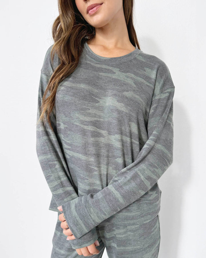 thumbnail image 2 of Splendid Women's Long Sleeve Crewneck Pullover Sweater - Comfortable Loose Fit Casual Top 2 of 9