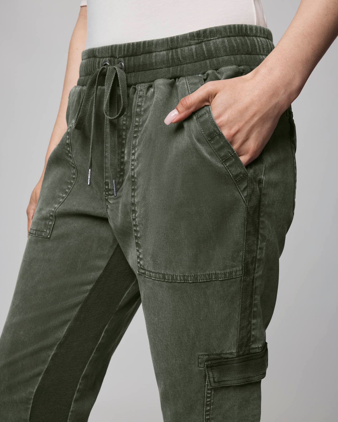 Jaclyn Jogger color Green Spruce