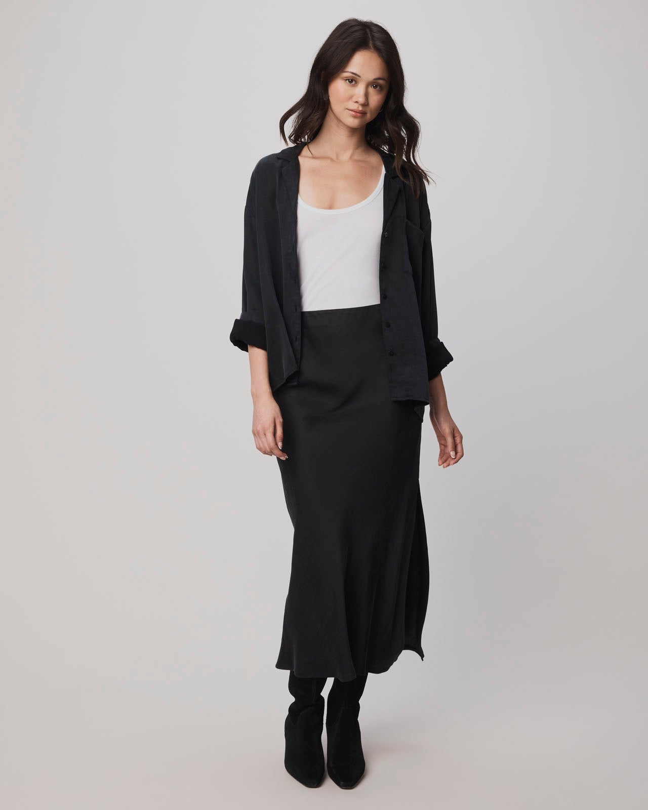 stina スティナ/プルオンスカート/ブラック Serena Satin Skirt | Splendid