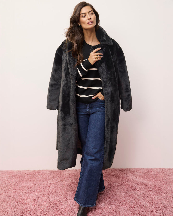 Lucia Long Fur Coat | Splendid