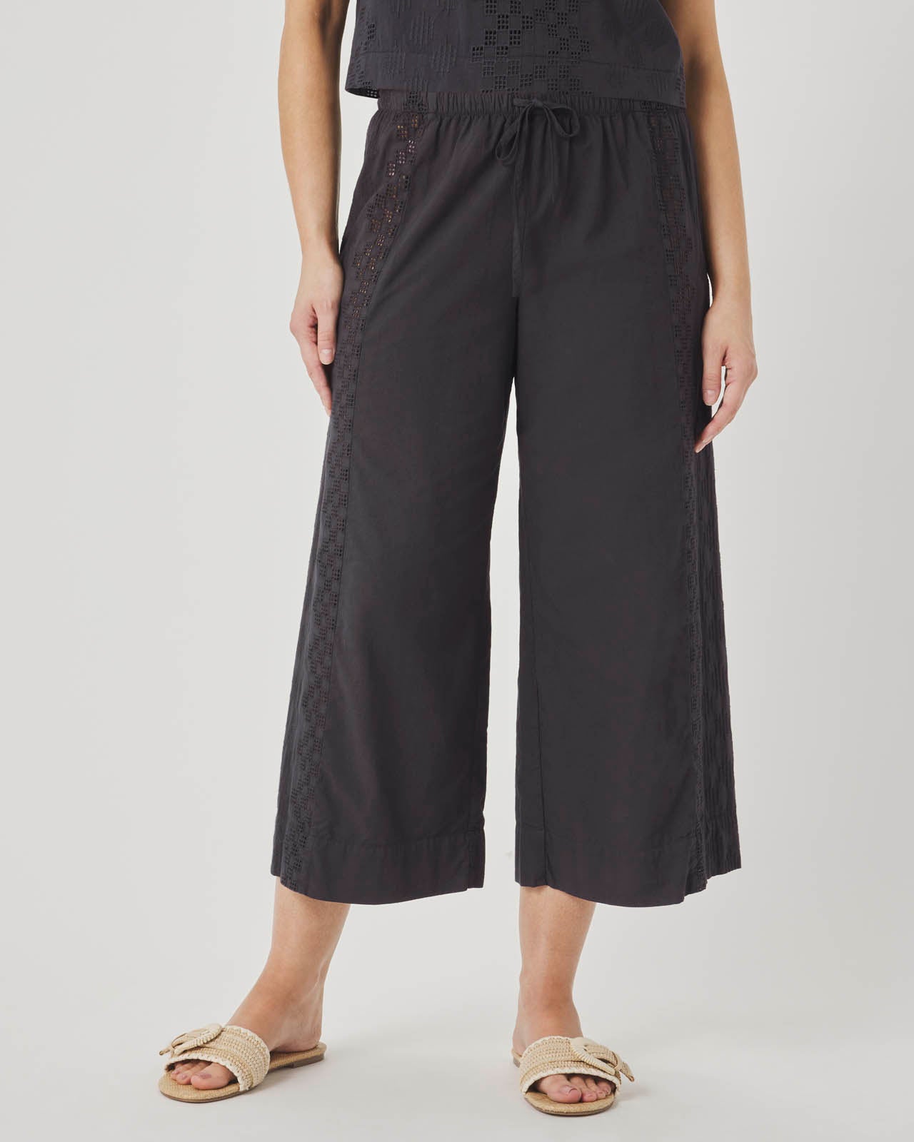 Kenzie Eyelet Pant | Splendid