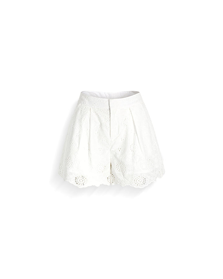 Splendid x @Cellajaneblog Eyelet Short in White | Splendid