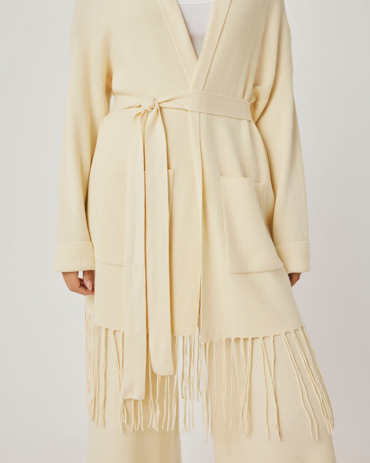 Splendid x @Cellajaneblog Fringe Open Cardi in Daybreak | Splendid