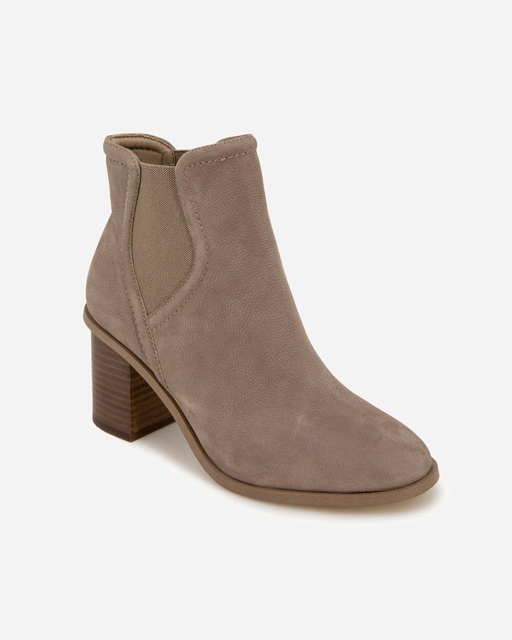 Splendid clearance chelsea boot